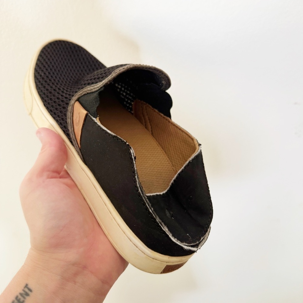 Olukai Pehuea Black slip ons 7.5 women’s - Picture 7 of 7
